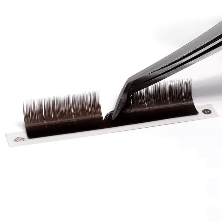 Coloured Volume Premade Fan Lash Extensions (Brown) Coloured Volume Premade Fan Lash Extensions (Brown)